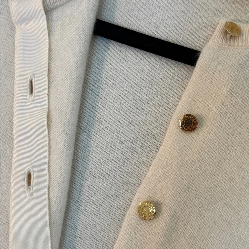 Vintage Hermes Cashmere Cream Cardigan - Picture 4 of 7